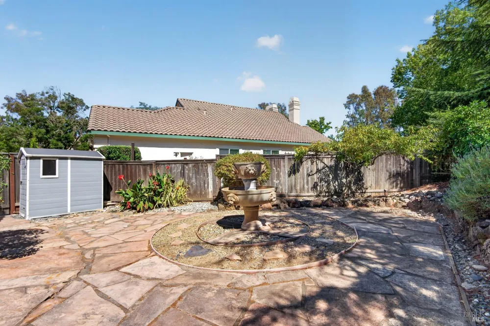 5440 Shallows Place E Santa Rosa, CA 95409
