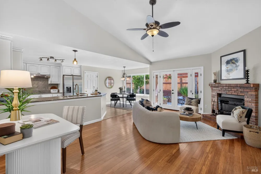 5440 Shallows Place E Santa Rosa, CA 95409