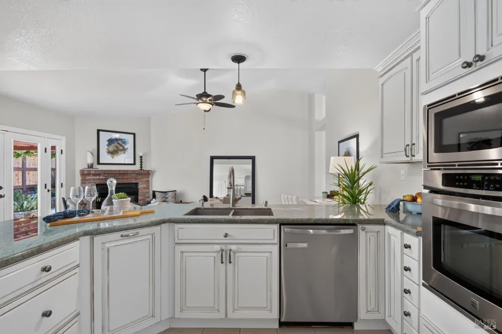 5440 Shallows Place E Santa Rosa, CA 95409