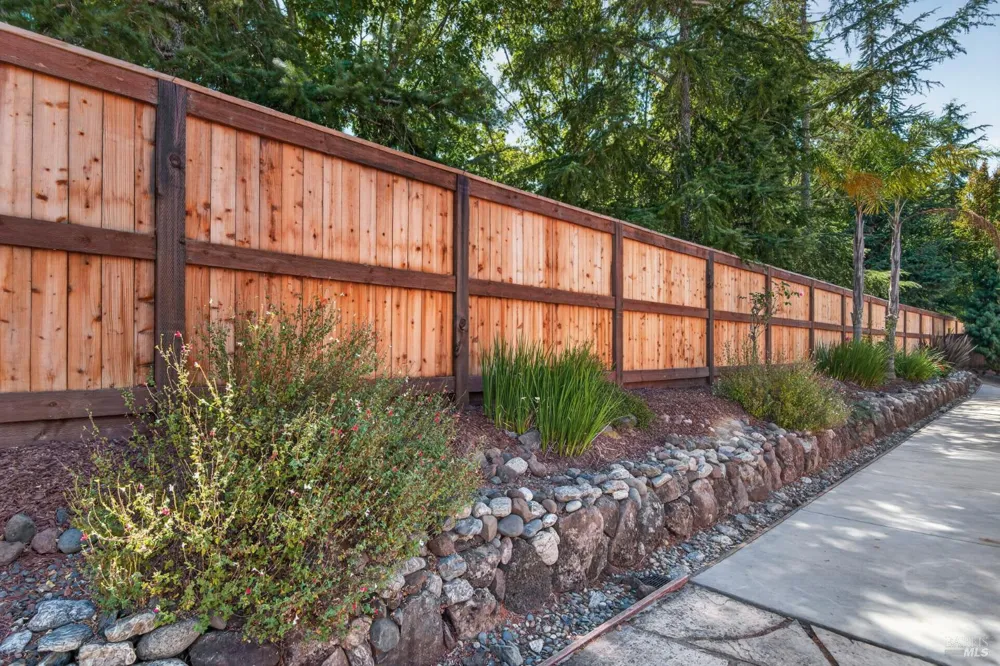 5440 Shallows Place E Santa Rosa, CA 95409