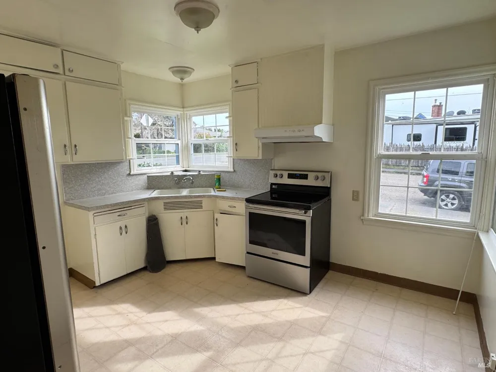 399 Winifred Street Fort Bragg, CA 95437