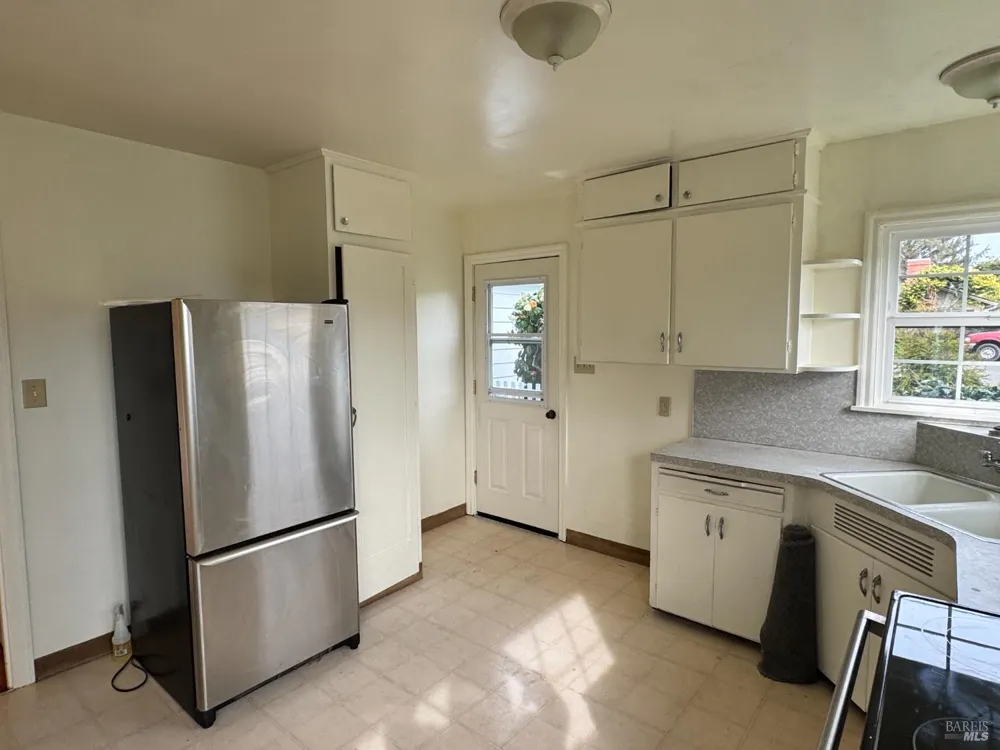 399 Winifred Street Fort Bragg, CA 95437