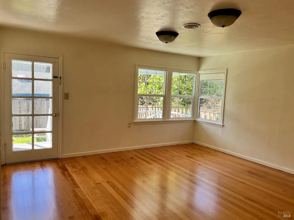 399 Winifred Street Fort Bragg, CA 95437