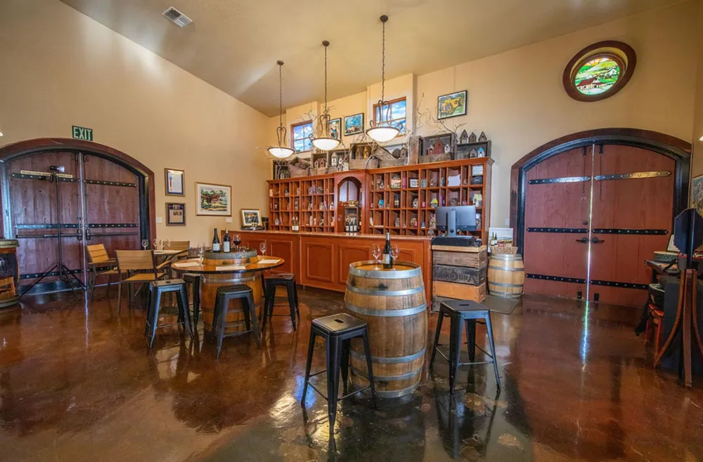 21215 Shenandoah School Road Plymouth, CA 95669