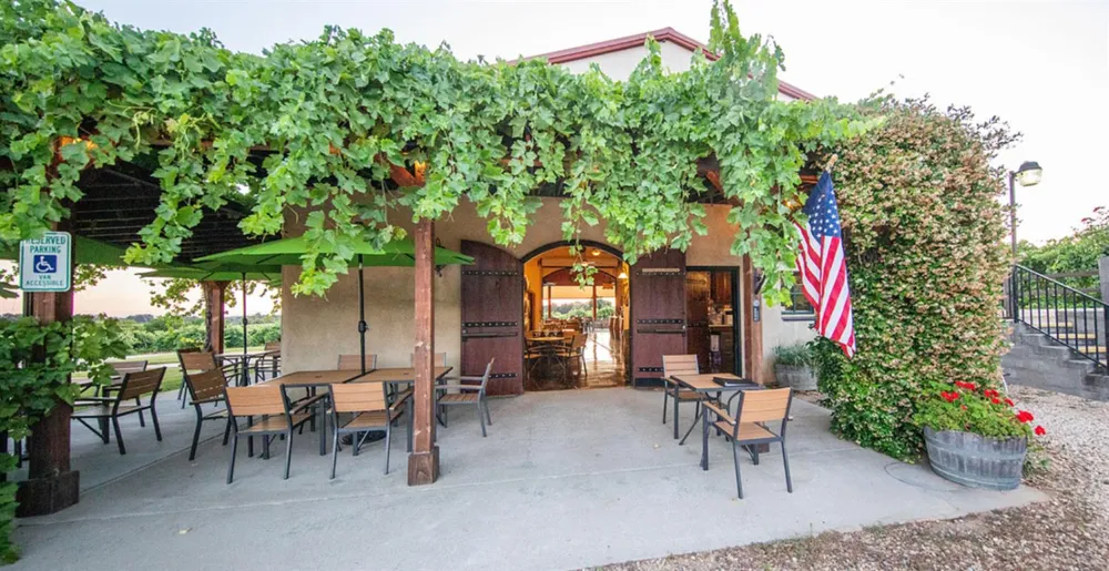 21215 Shenandoah School Road Plymouth, CA 95669