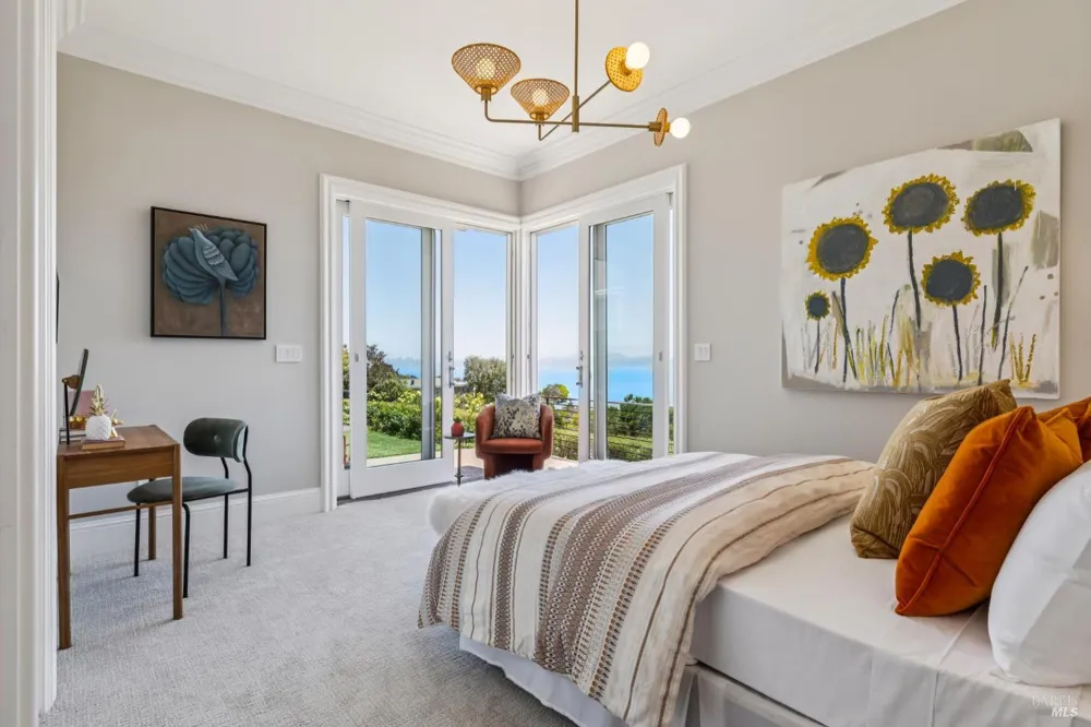 1808 Lagoon View Drive Tiburon, CA 94920