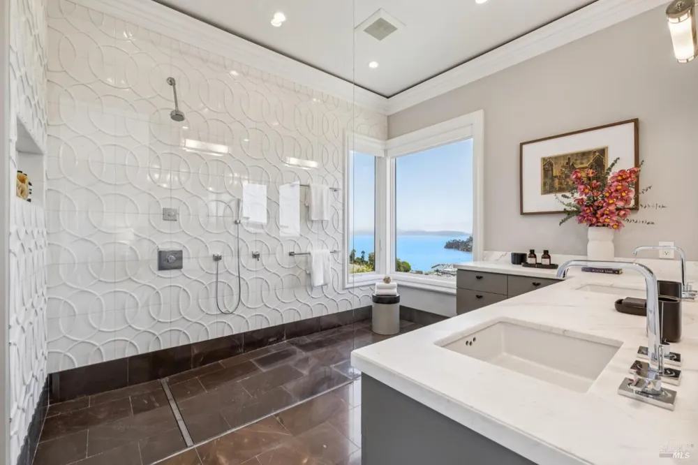 1808 Lagoon View Drive Tiburon, CA 94920