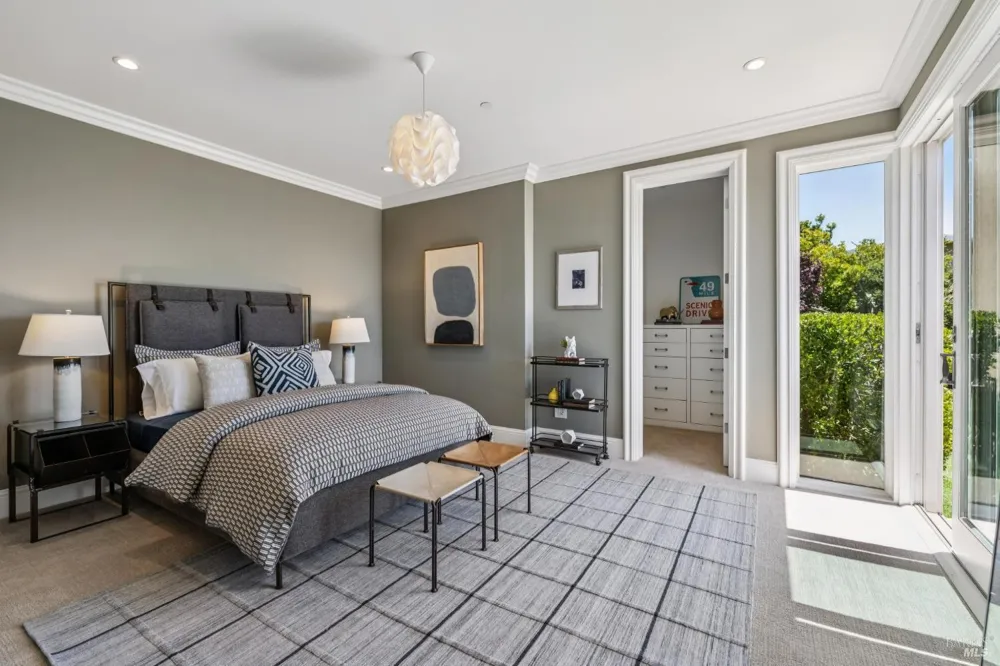 1808 Lagoon View Drive Tiburon, CA 94920