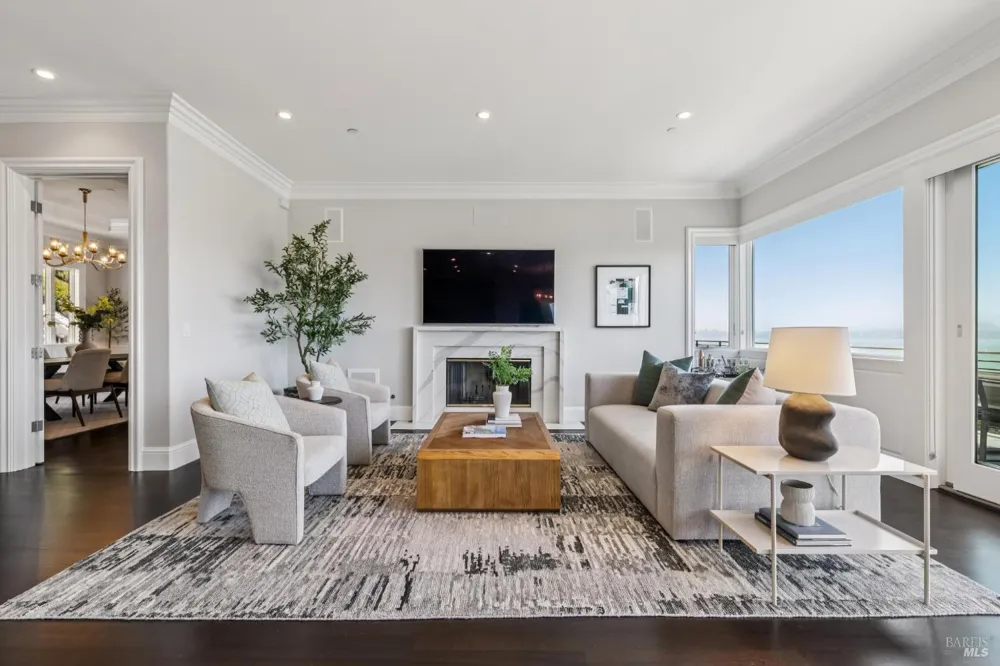 1808 Lagoon View Drive Tiburon, CA 94920