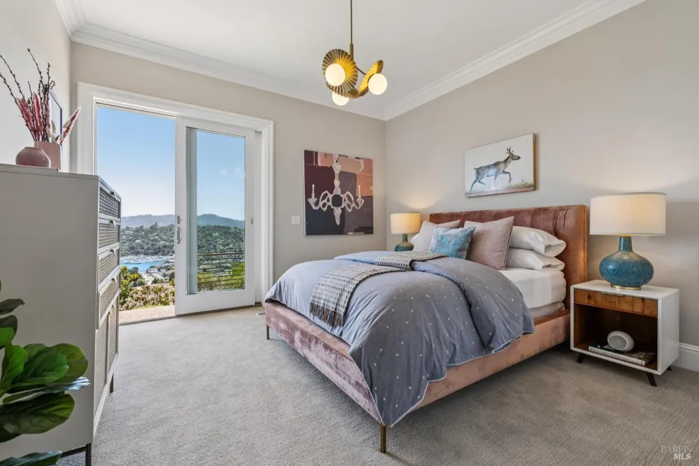 1808 Lagoon View Drive Tiburon, CA 94920