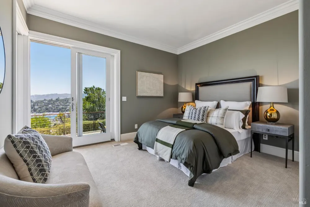 1808 Lagoon View Drive Tiburon, CA 94920