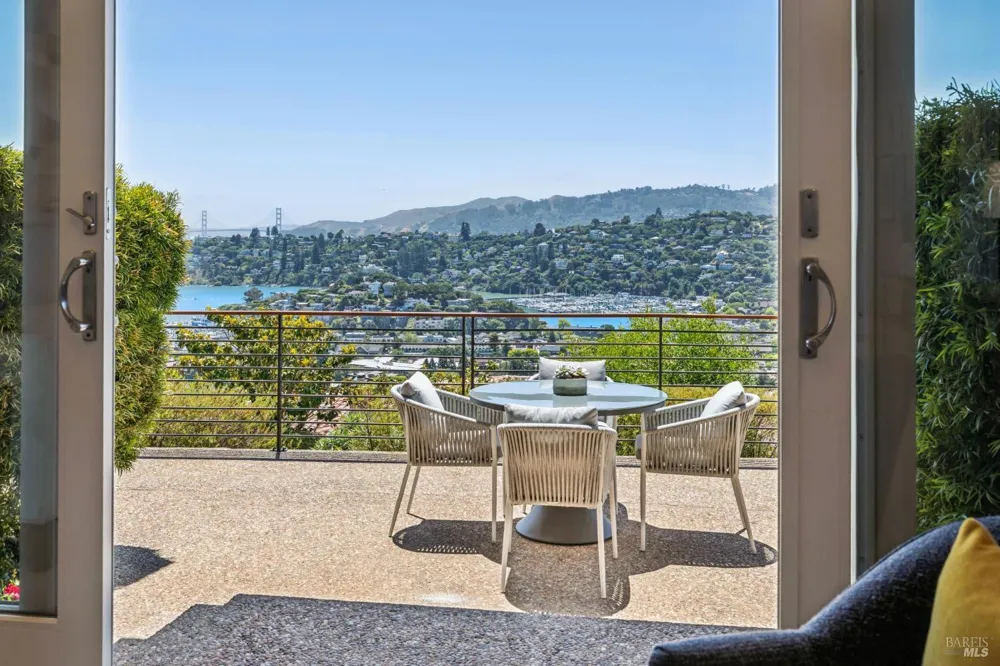 1808 Lagoon View Drive Tiburon, CA 94920