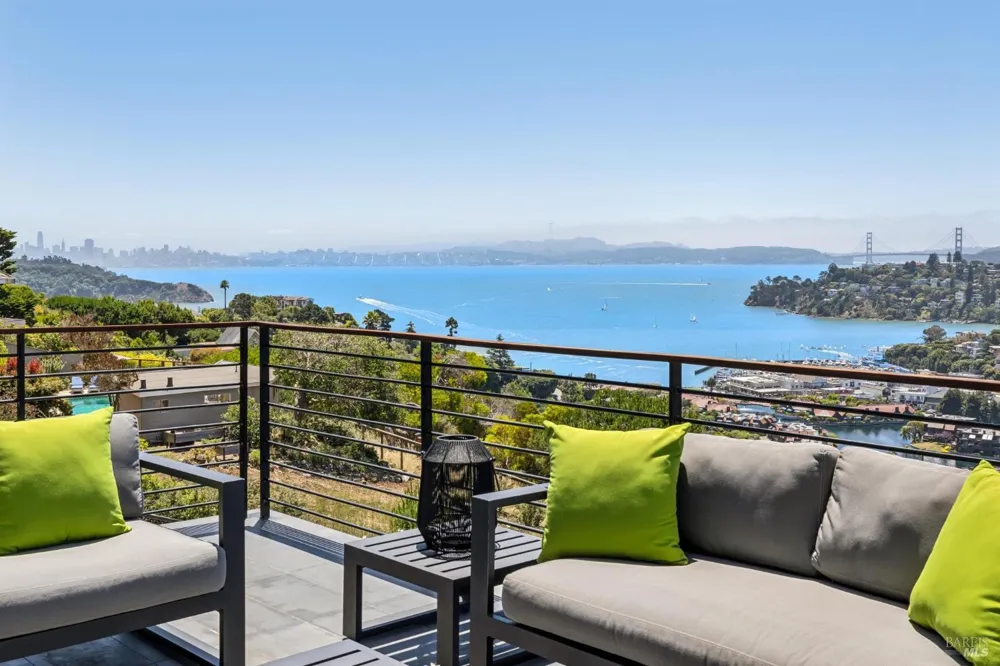 1808 Lagoon View Drive Tiburon, CA 94920