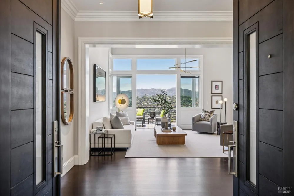1808 Lagoon View Drive Tiburon, CA 94920