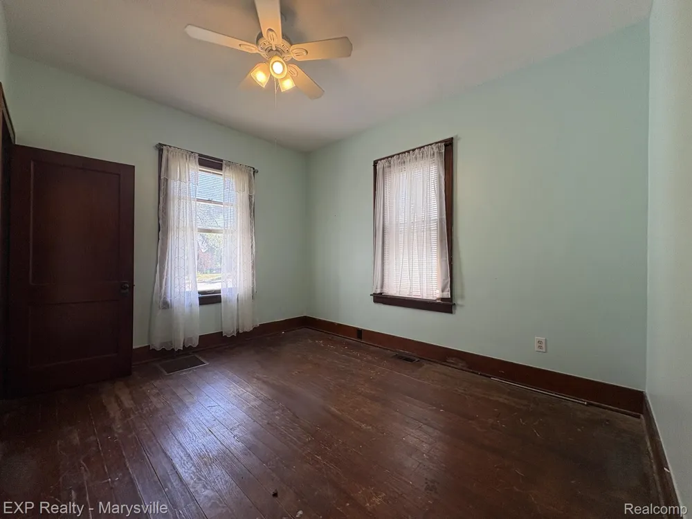 3809 Electric Avenue Port Huron City, MI 48060