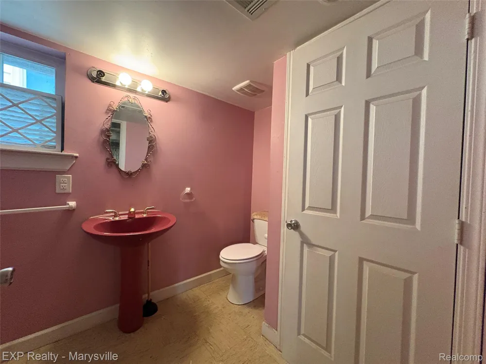 3809 Electric Avenue Port Huron City, MI 48060