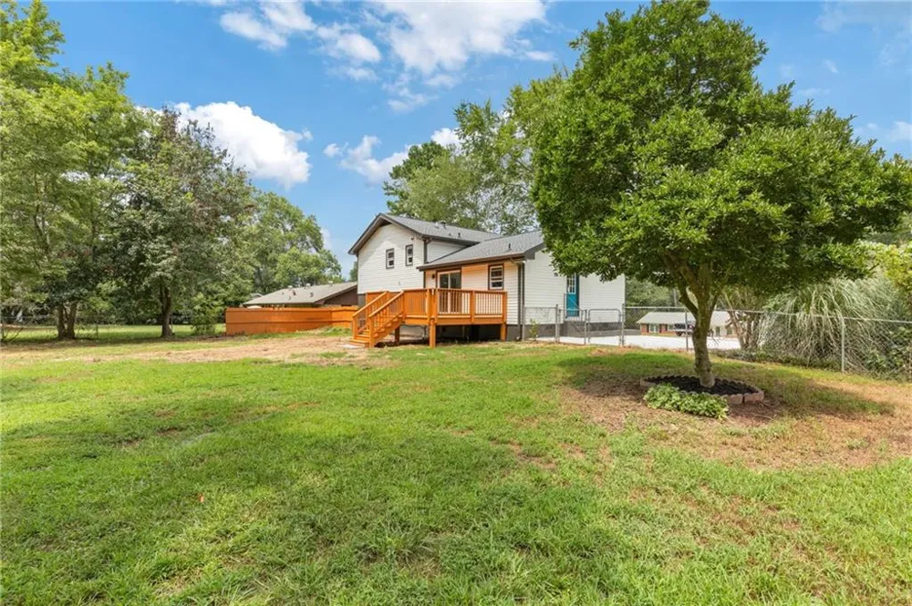 2531 Falcon Ridge Drive Grayson, GA 30017