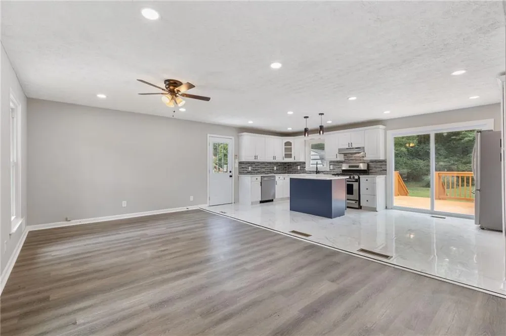 2531 Falcon Ridge Drive Grayson, GA 30017