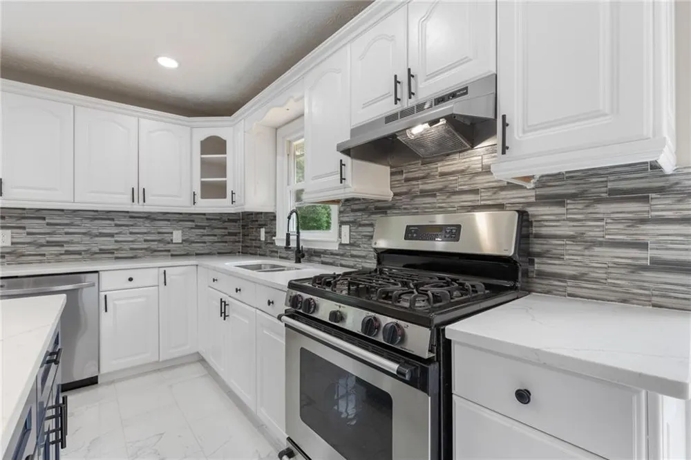 2531 Falcon Ridge Drive Grayson, GA 30017