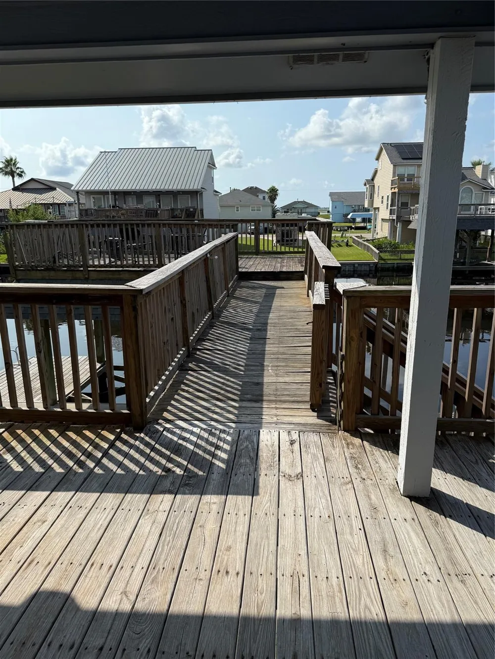 1075 Redfish Street Bayou Vista, TX 77563