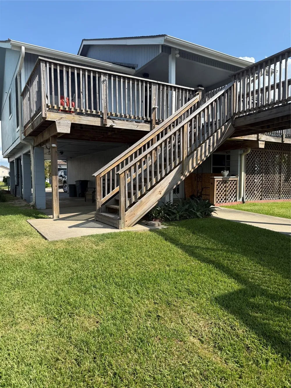 1075 Redfish Street Bayou Vista, TX 77563
