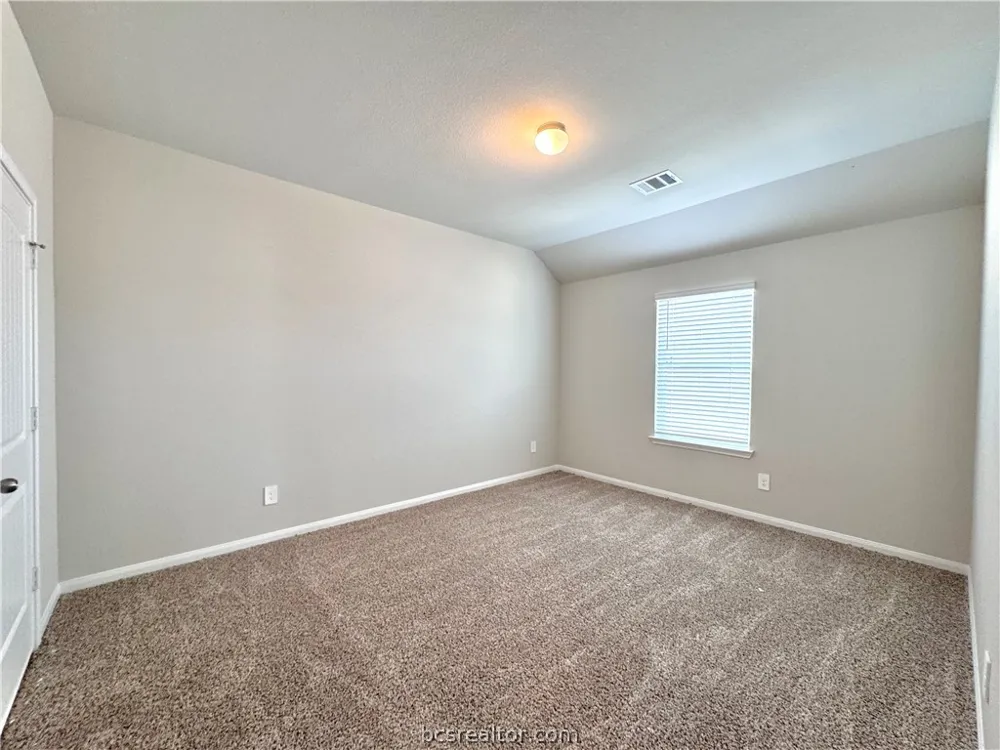 303 BLACK BEAR DRIVE Huntsville, TX 77320