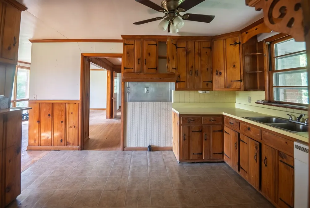 141 Hillcrest Dr Madison, TN 37115