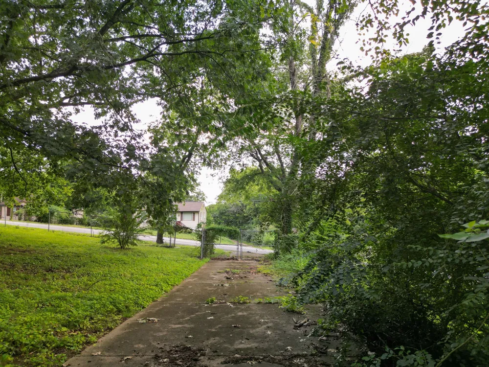 141 Hillcrest Dr Madison, TN 37115