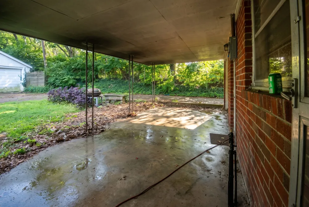 141 Hillcrest Dr Madison, TN 37115