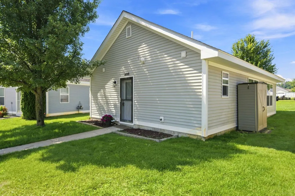1088 Weathervane Place Garfield Charter Township, MI 49696