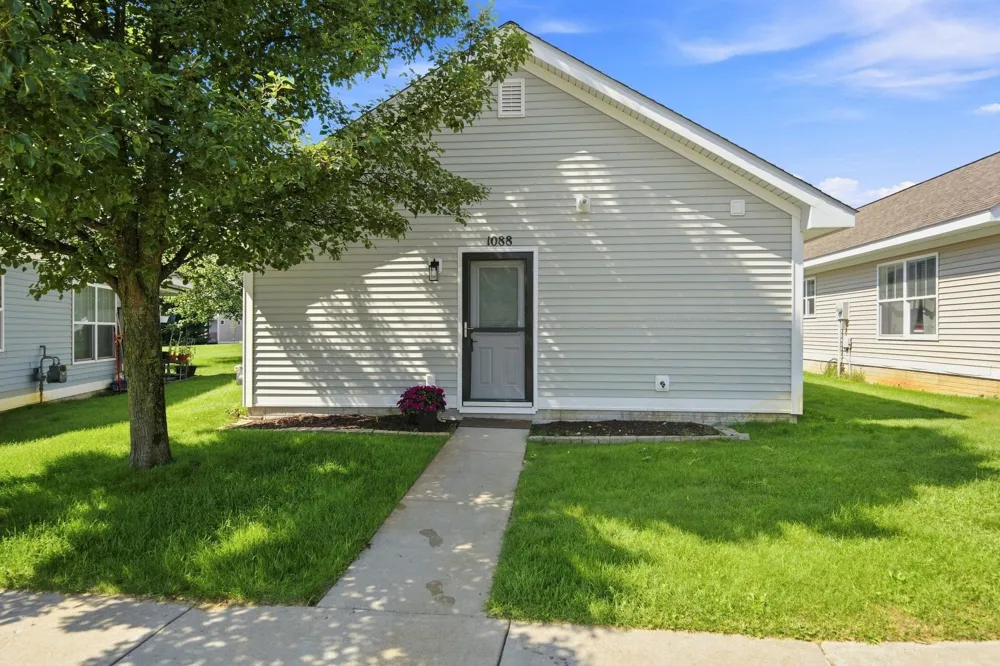 1088 Weathervane Place Garfield Charter Township, MI 49696