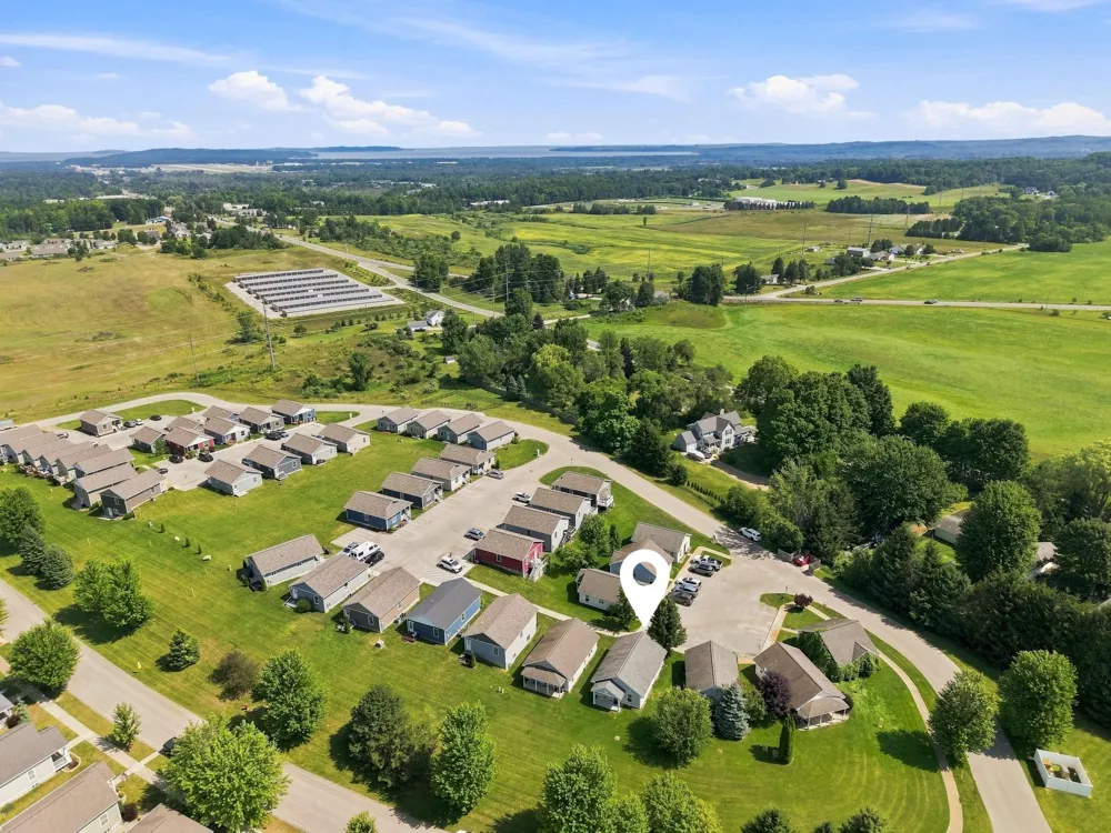 1088 Weathervane Place Garfield Charter Township, MI 49696