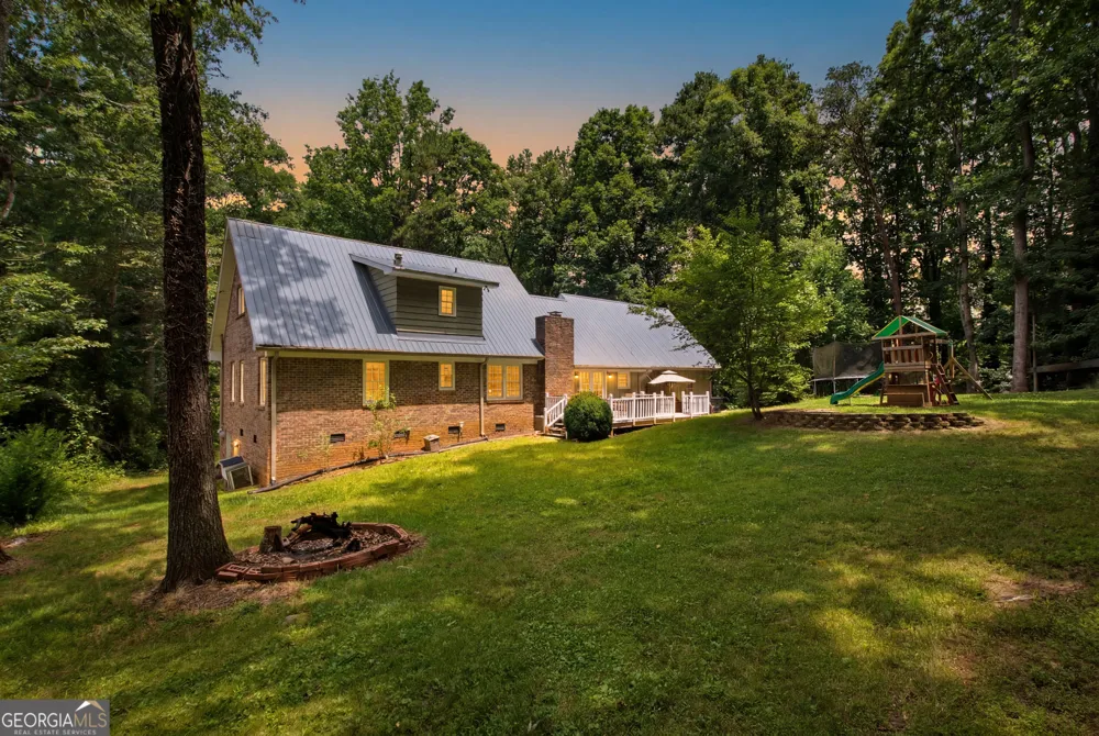 147 Ridgeway CIR Cornelia, GA 30531