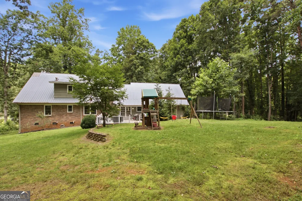 147 Ridgeway CIR Cornelia, GA 30531