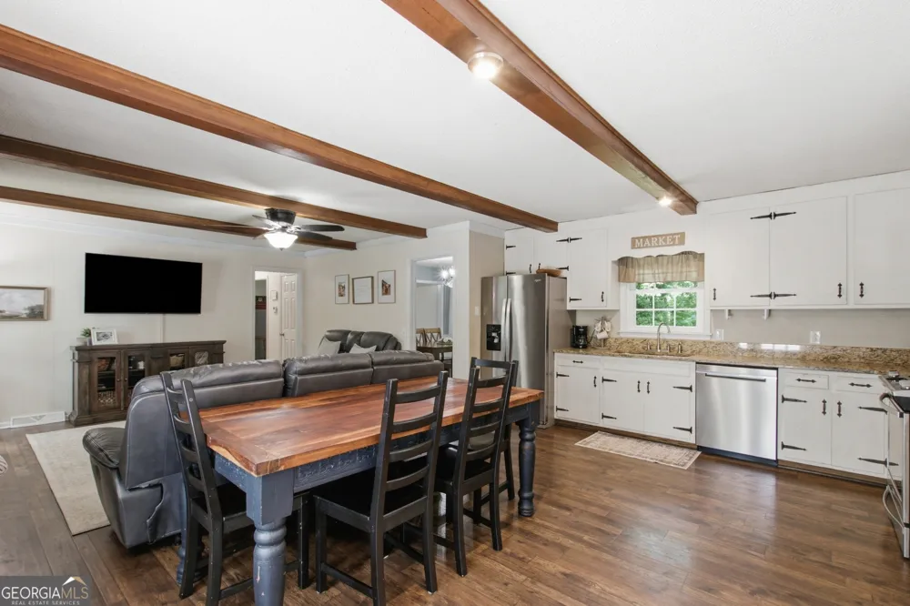 147 Ridgeway CIR Cornelia, GA 30531