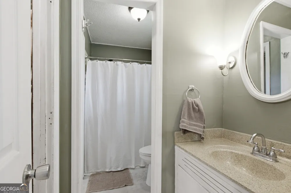 147 Ridgeway CIR Cornelia, GA 30531