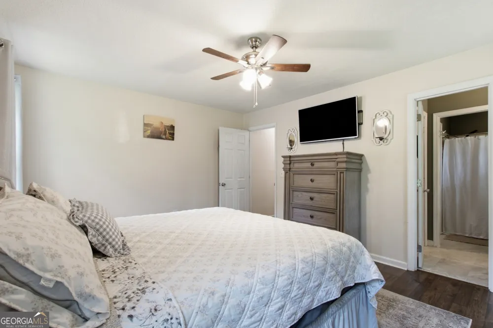 147 Ridgeway CIR Cornelia, GA 30531