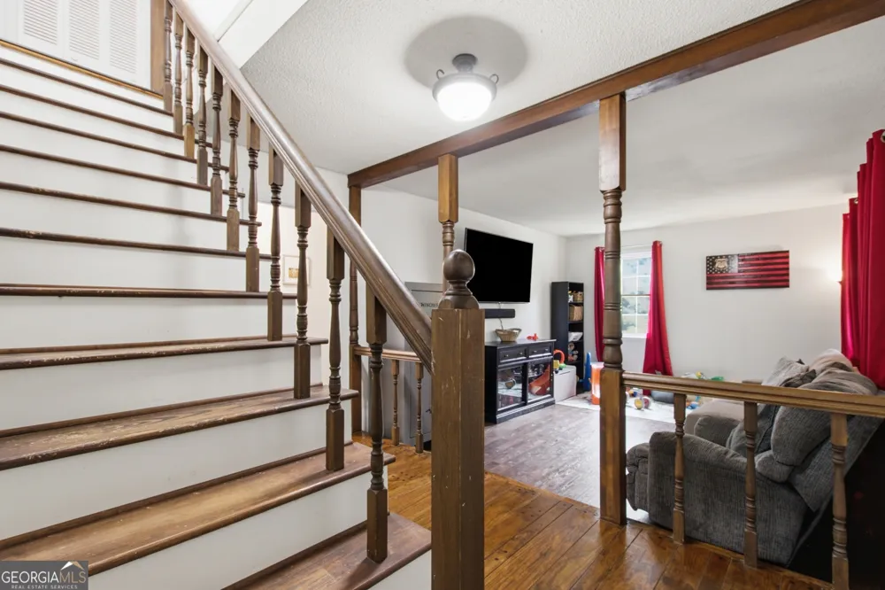 147 Ridgeway CIR Cornelia, GA 30531