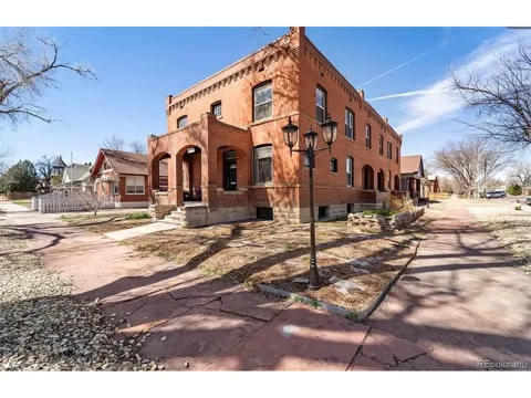 201 Quincy Street #203