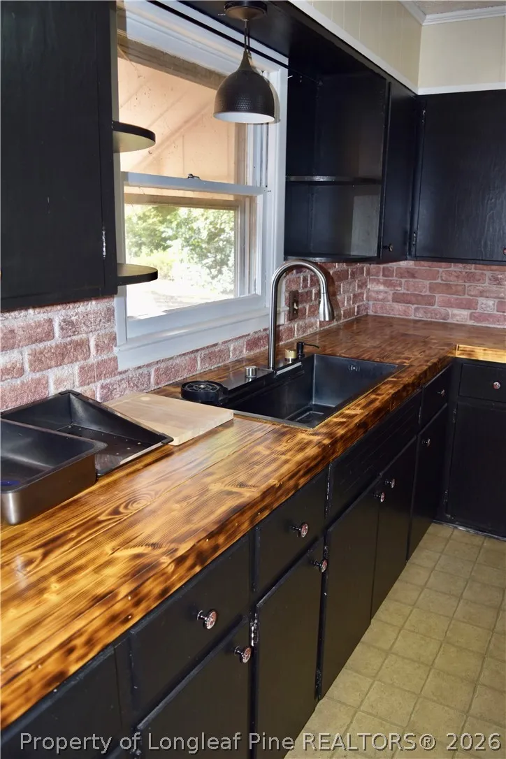 14740 Nc Highway 41 Highway S Fairmont, NC 28340