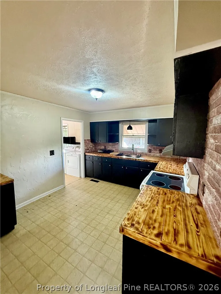 14740 Nc Highway 41 Highway S Fairmont, NC 28340