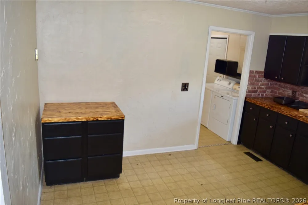 14740 Nc Highway 41 Highway S Fairmont, NC 28340
