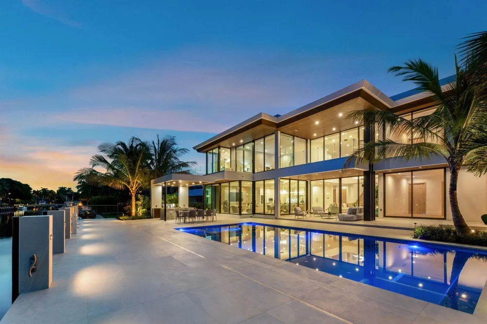2400 Barcelona Drive Fort Lauderdale, FL 33301