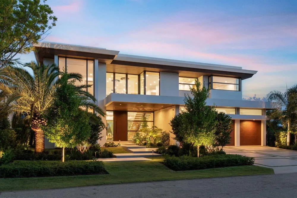 2400 Barcelona Drive Fort Lauderdale, FL 33301
