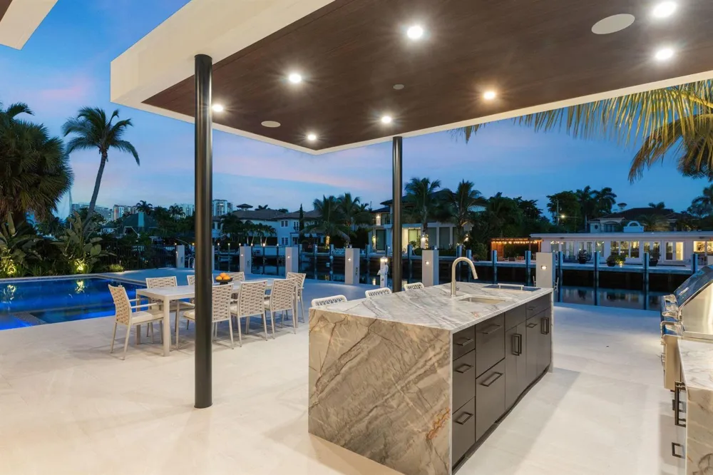 2400 Barcelona Drive Fort Lauderdale, FL 33301