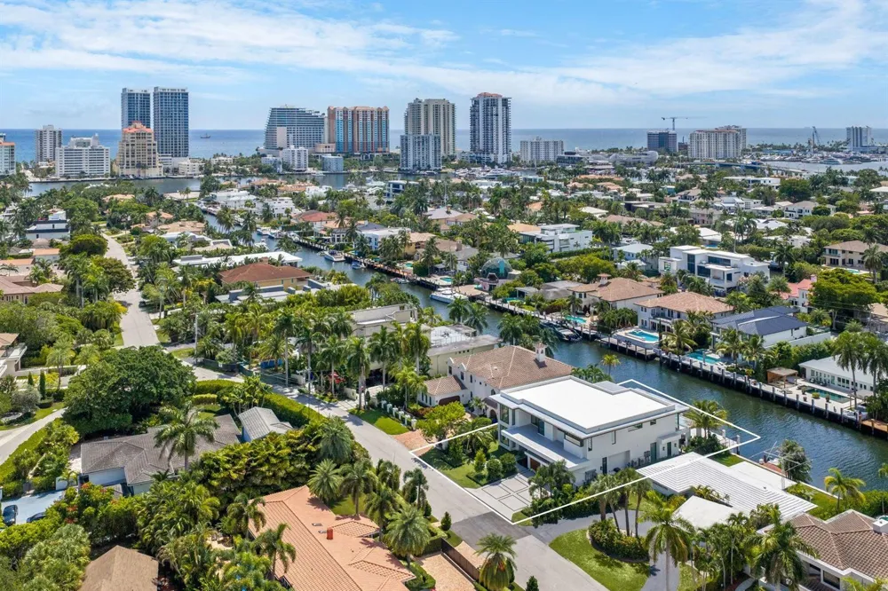 2400 Barcelona Drive Fort Lauderdale, FL 33301