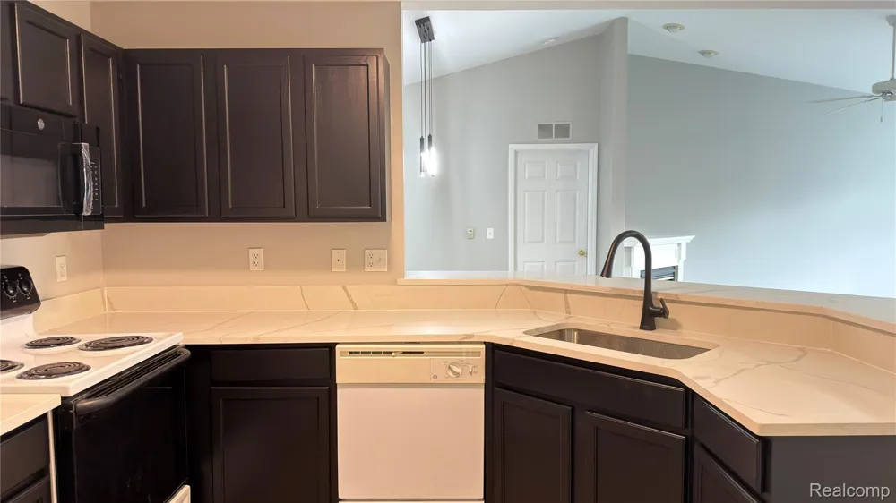 24202 Chesapeake Circle Walled Lake City, MI 48390