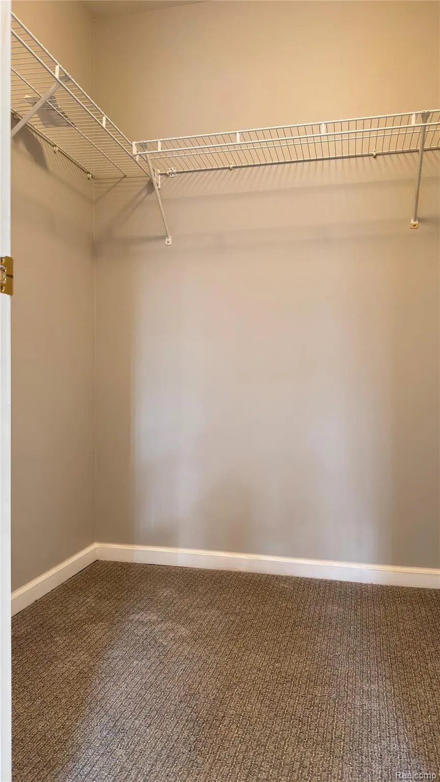 24202 Chesapeake Circle Walled Lake City, MI 48390