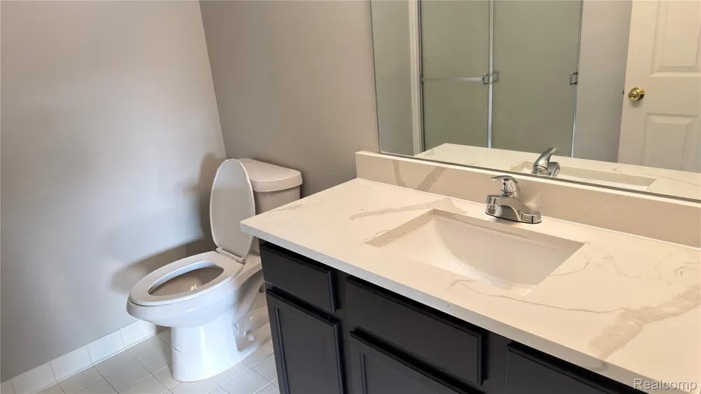 24202 Chesapeake Circle Walled Lake City, MI 48390