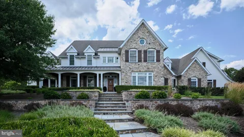 9 VINTAGE FARM LANE